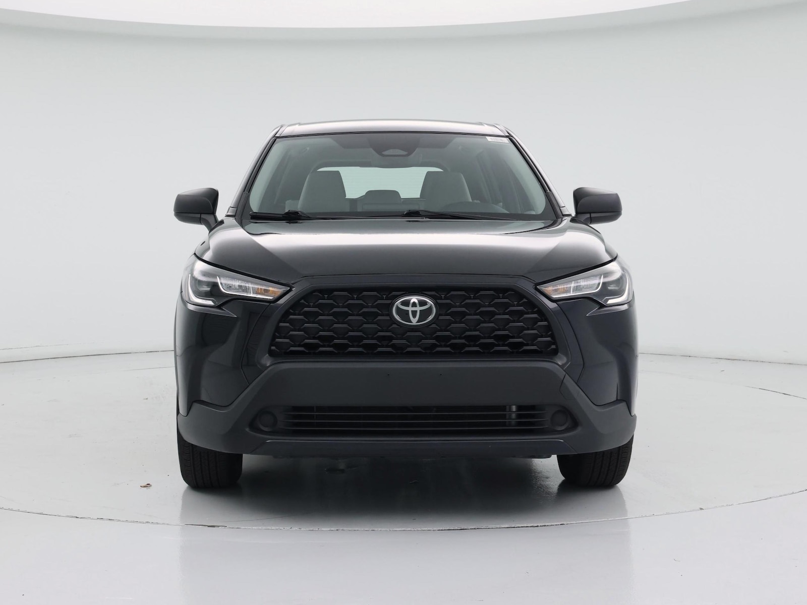 2025 Toyota Corolla Cross L - Photo 6