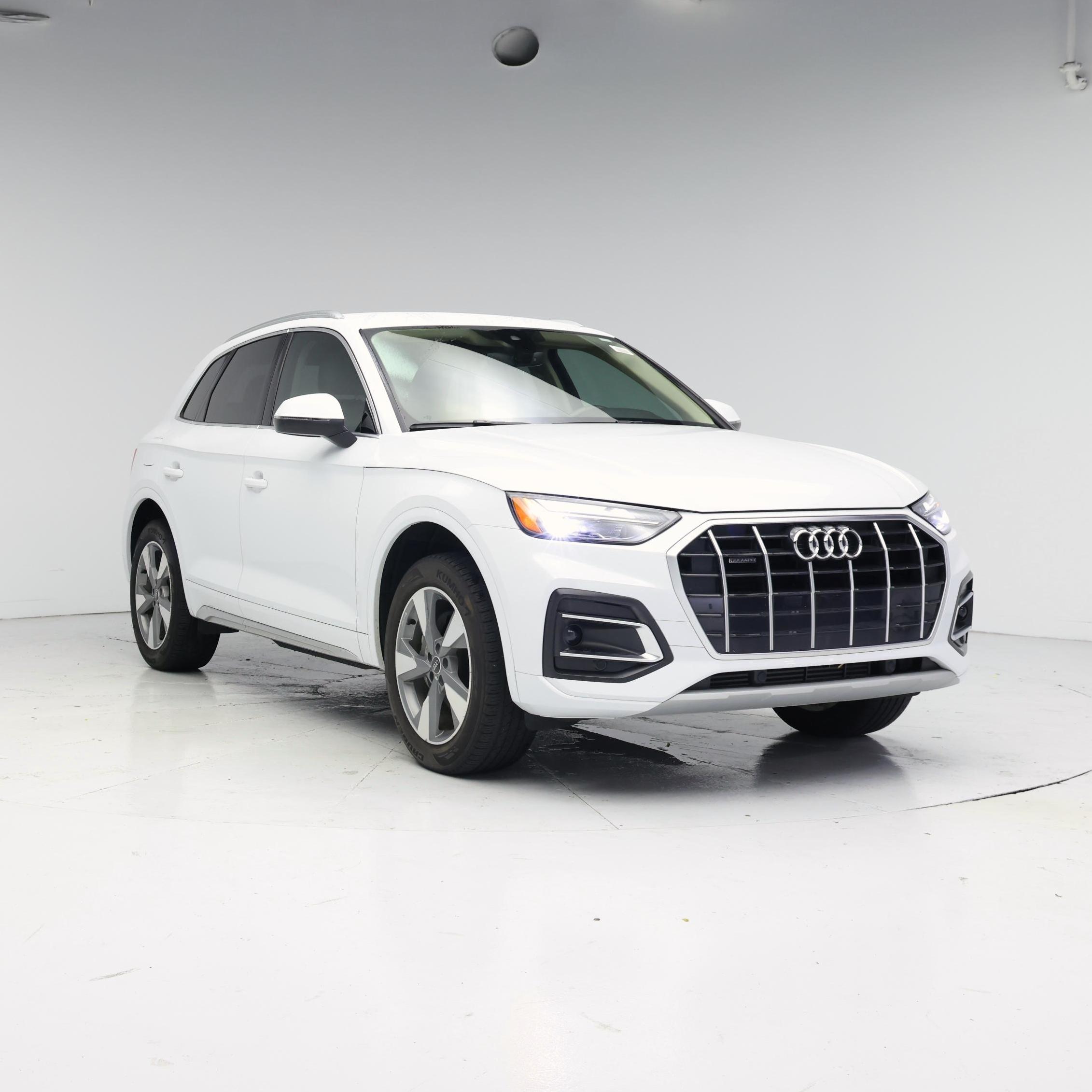 White 2024 Audi Q5 SUV / Crossover All-Wheel Drive Automatic