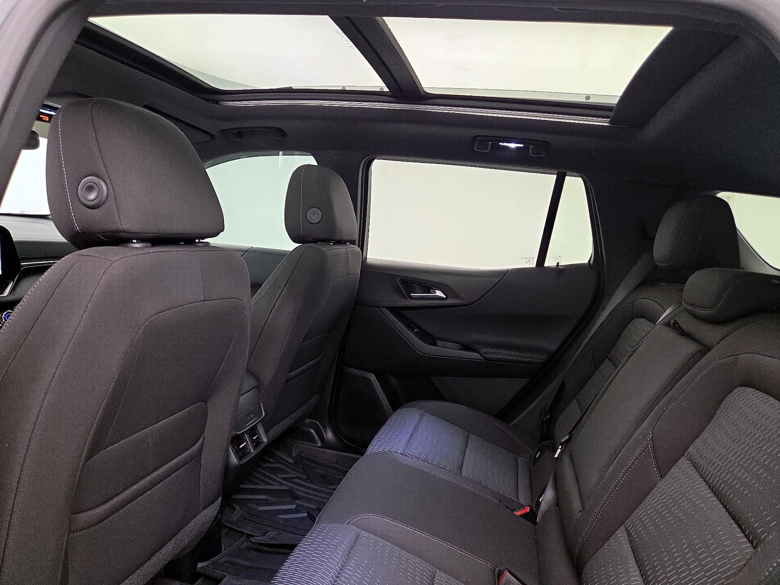 2026 Chevrolet Equinox LT - Photo 21