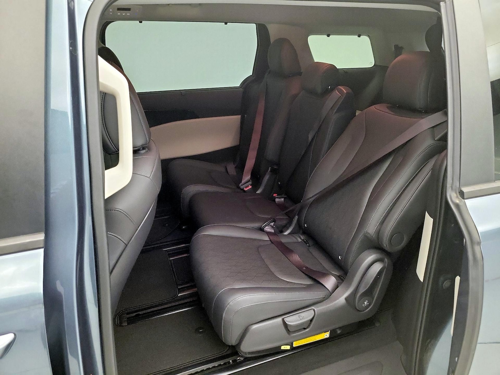 Rear Air Conditioning