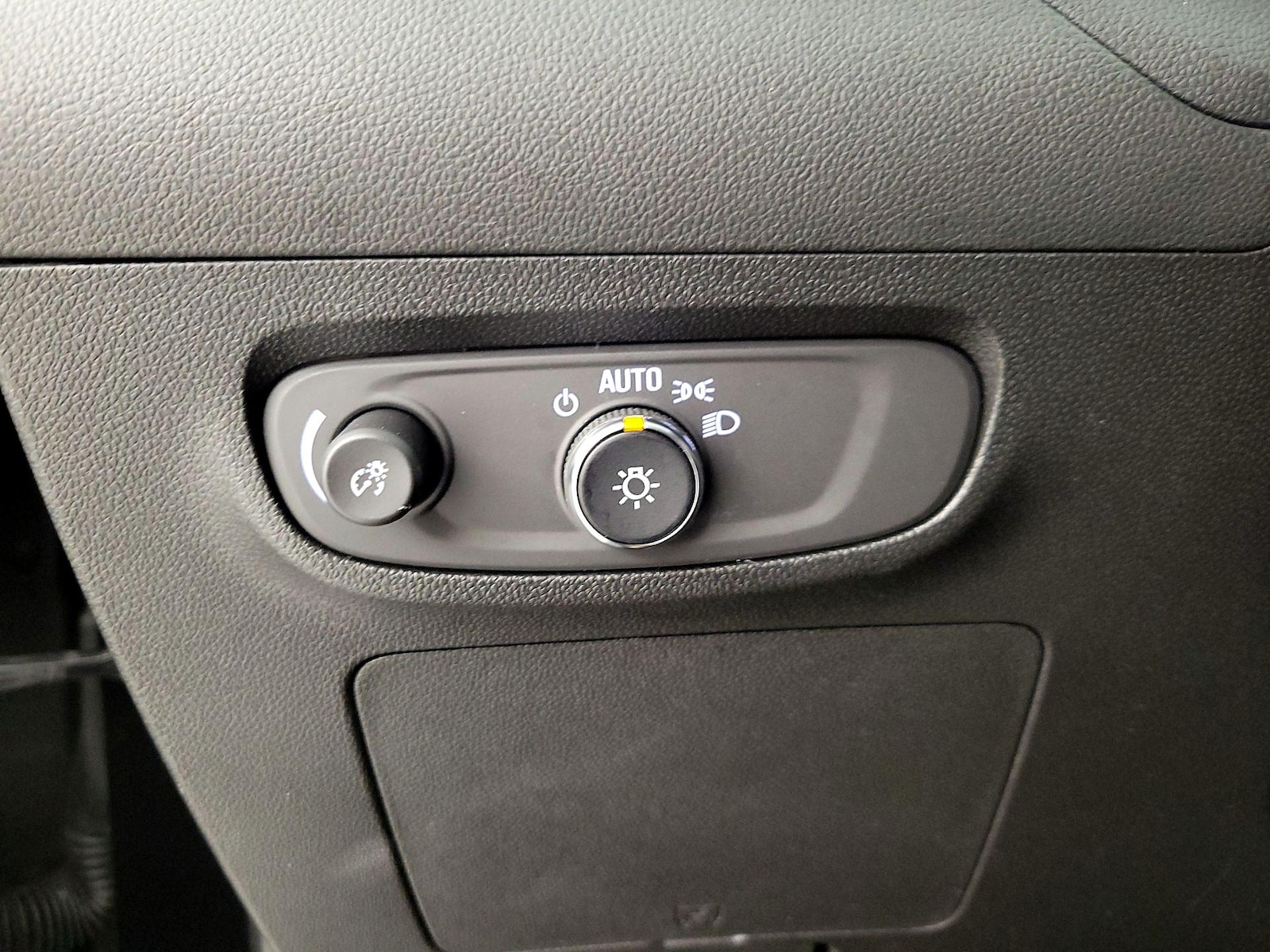 2025 Buick Encore GX Preferred - Photo 14