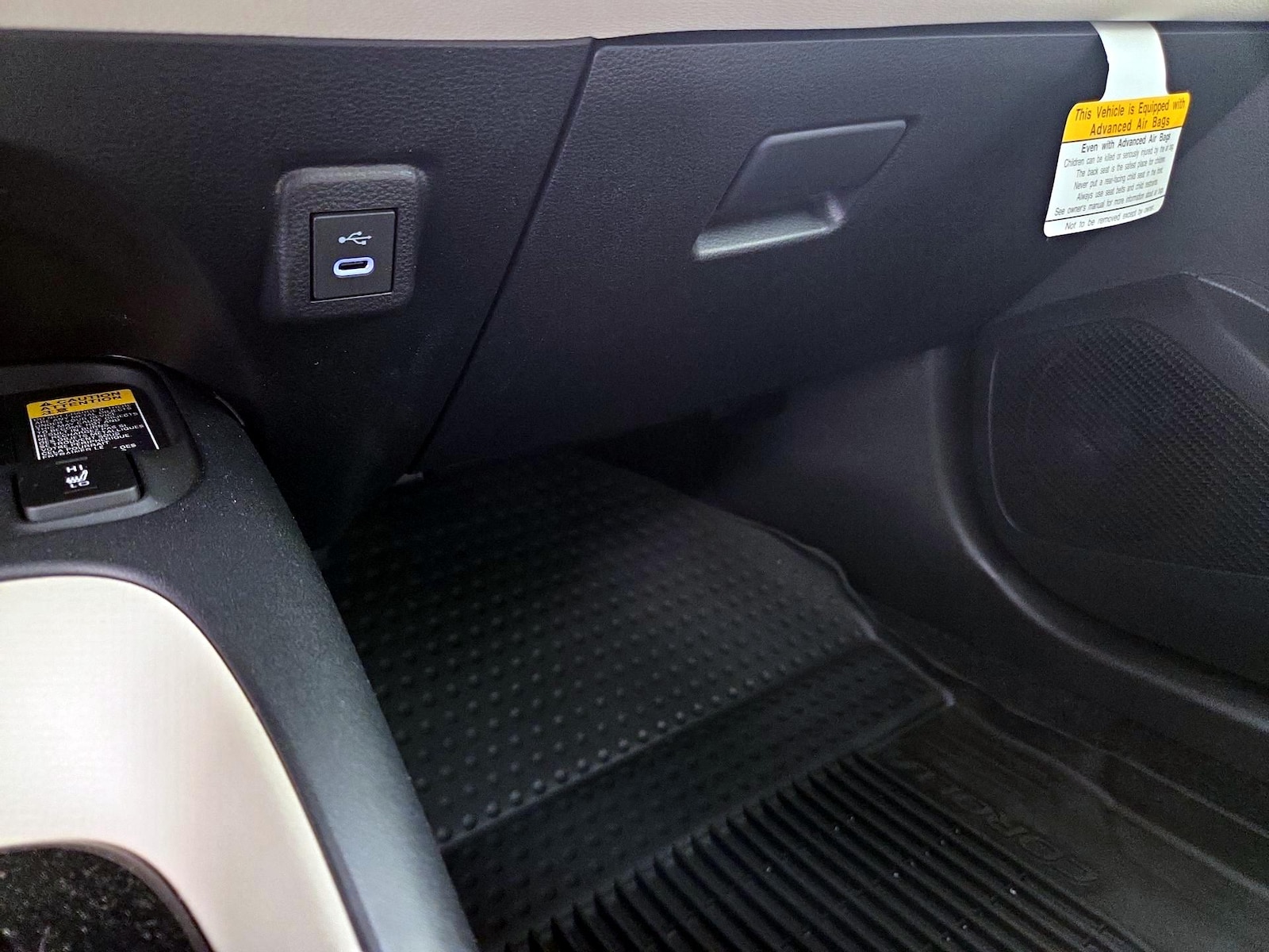 2024 Toyota Corolla XLE - Photo 20