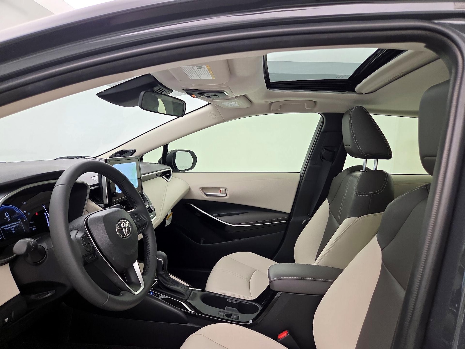 2024 Toyota Corolla XLE - Photo 21