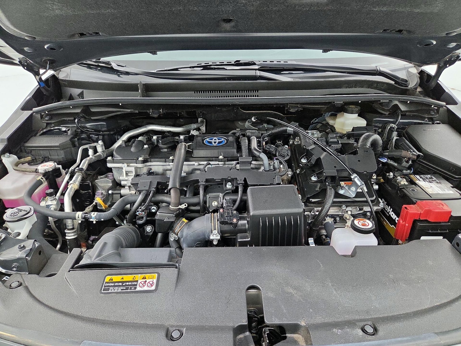 2024 Toyota Corolla XLE - Photo 24