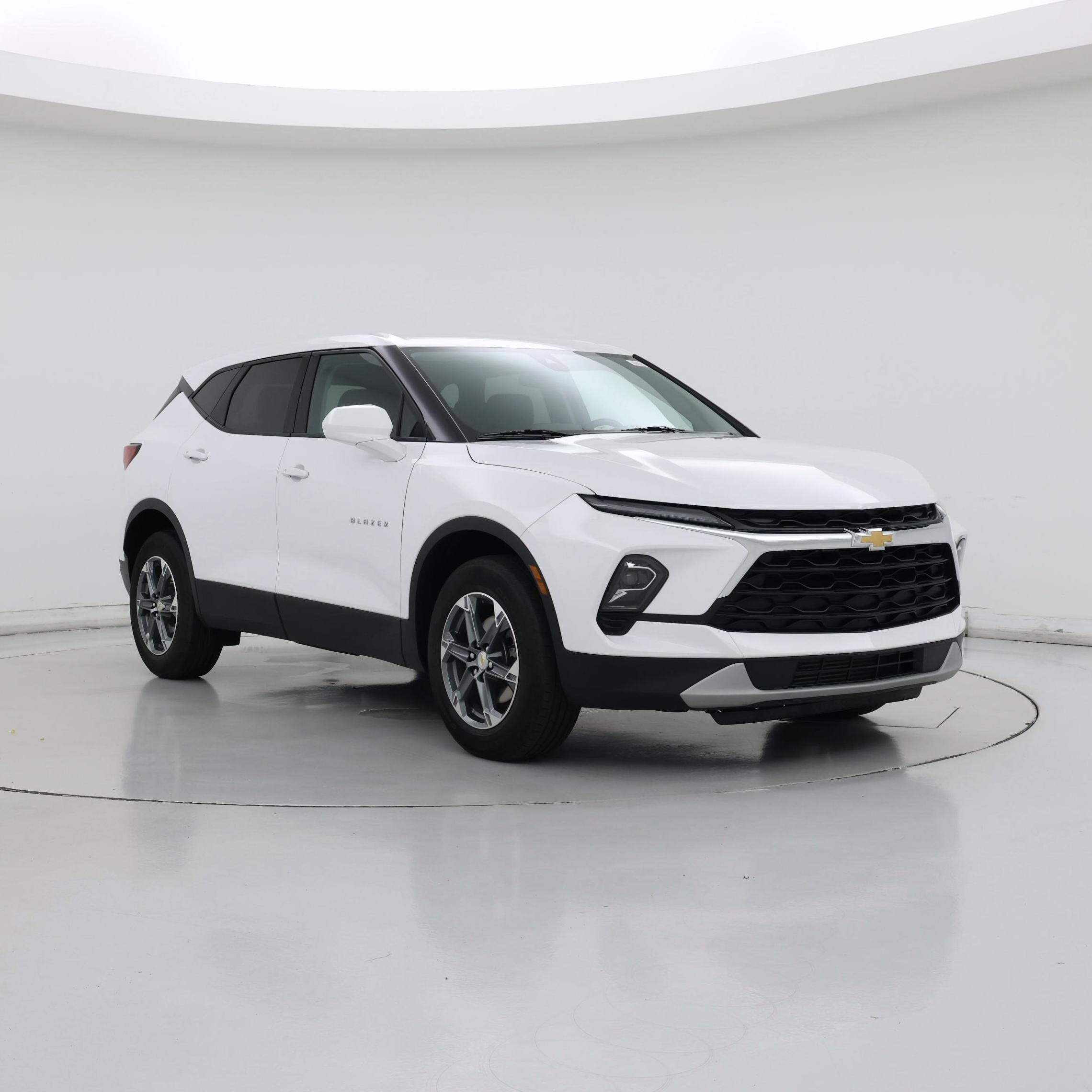 White 2025 Chevrolet Blazer SUV / Crossover  Automatic