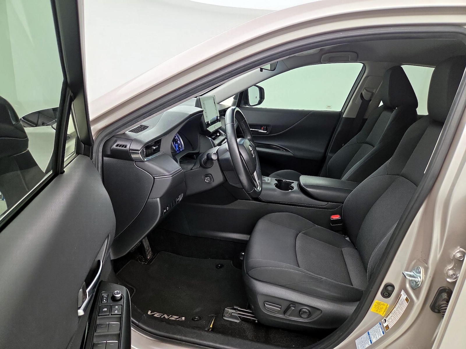 Power Seat(s) & Side Airbags