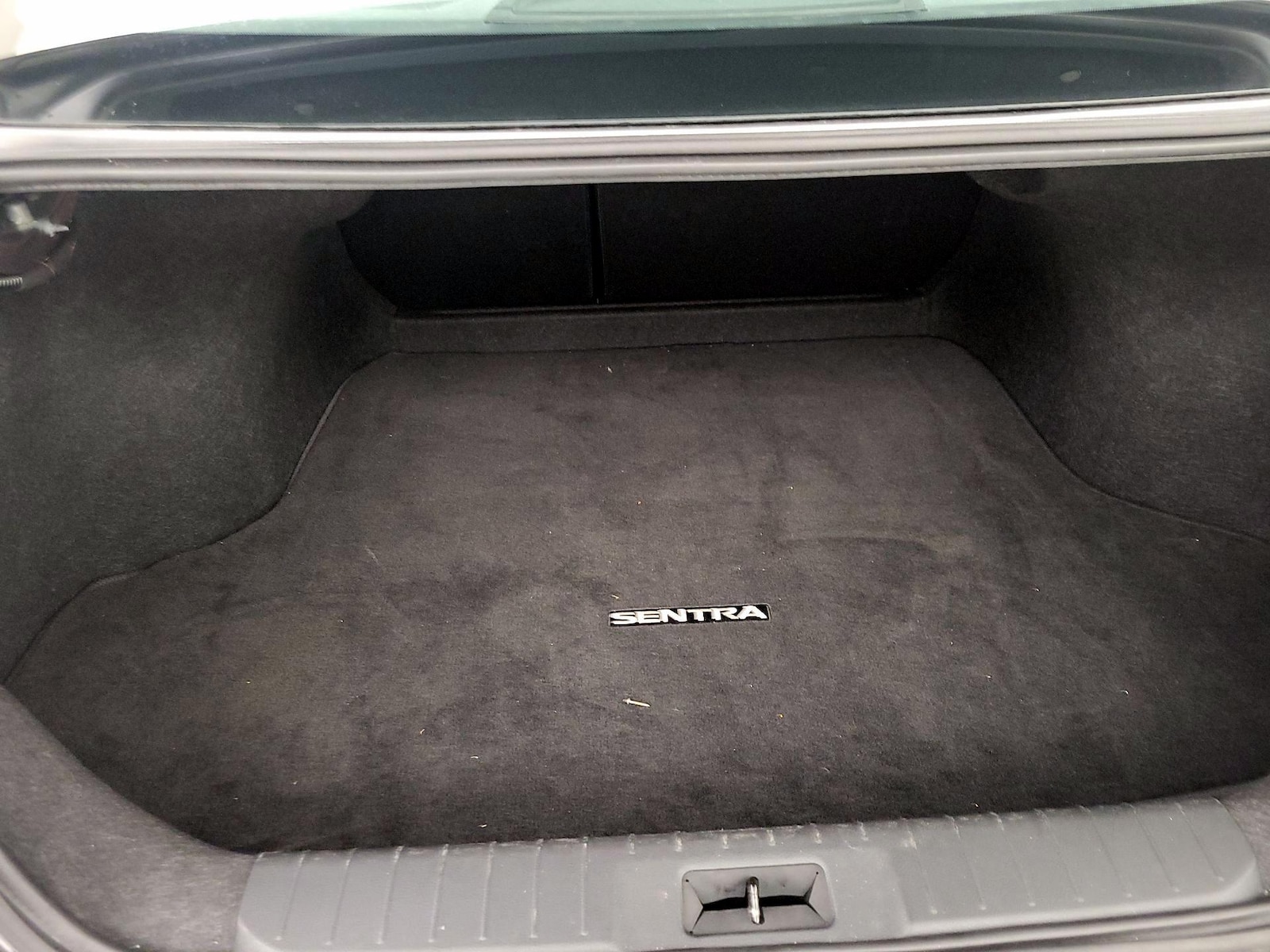 2025 Nissan Sentra SV - Photo 21