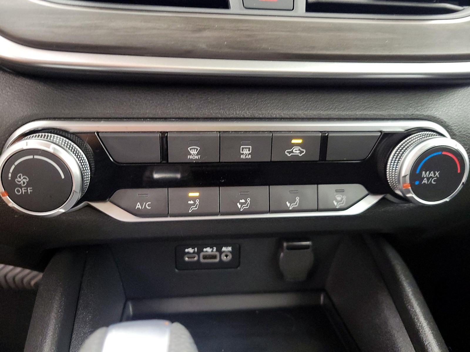 2025 Nissan Altima SV - Photo 17