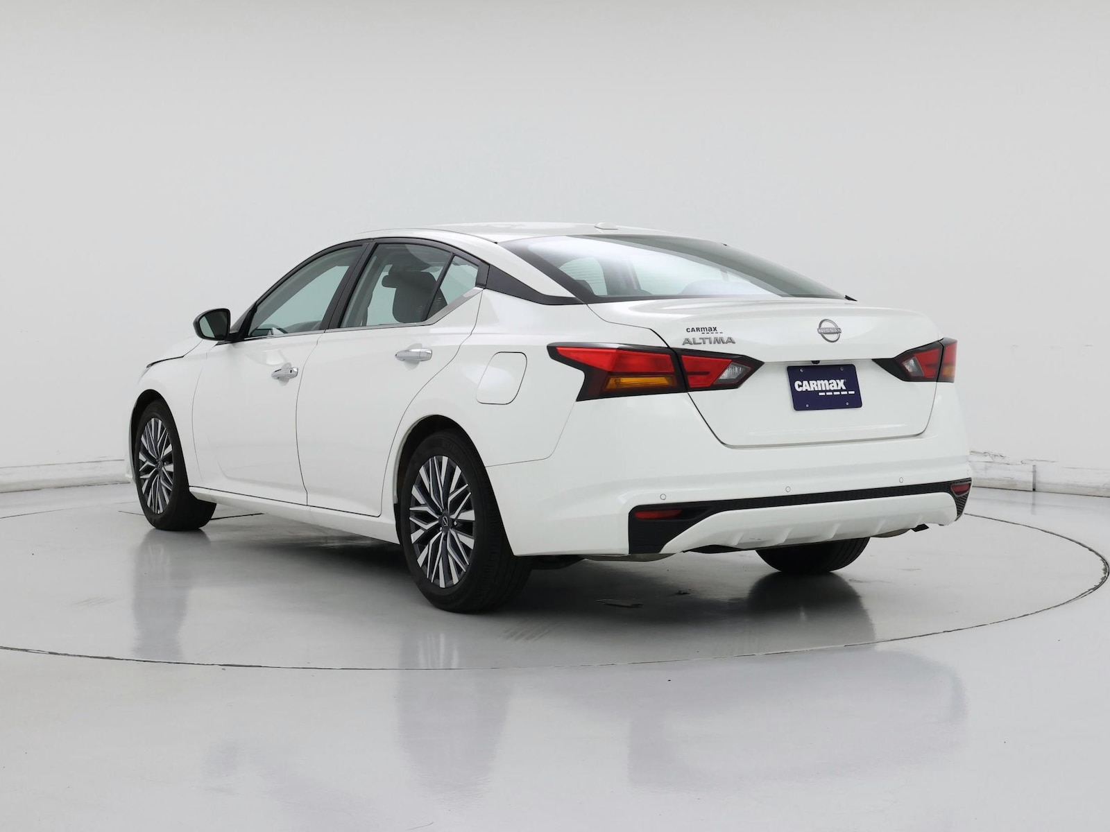 2025 Nissan Altima SV - Photo 3