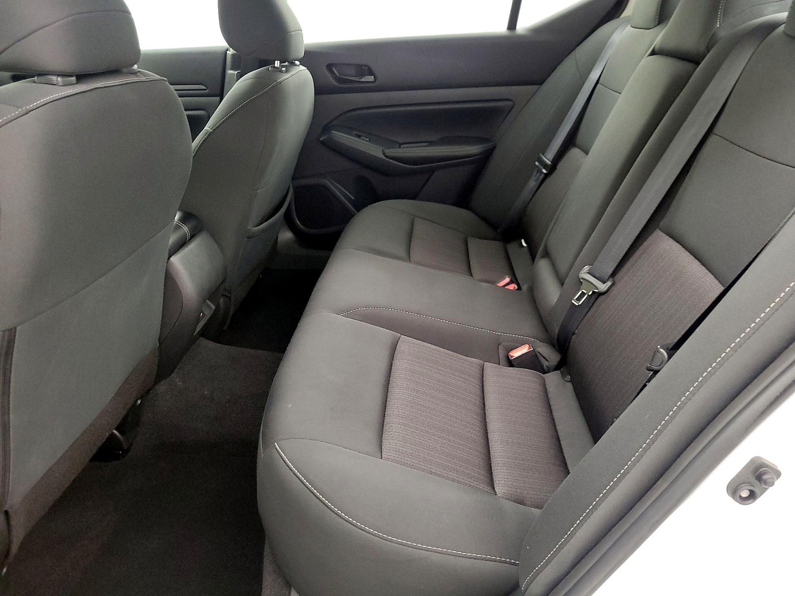 2025 Nissan Altima SV - Photo 20