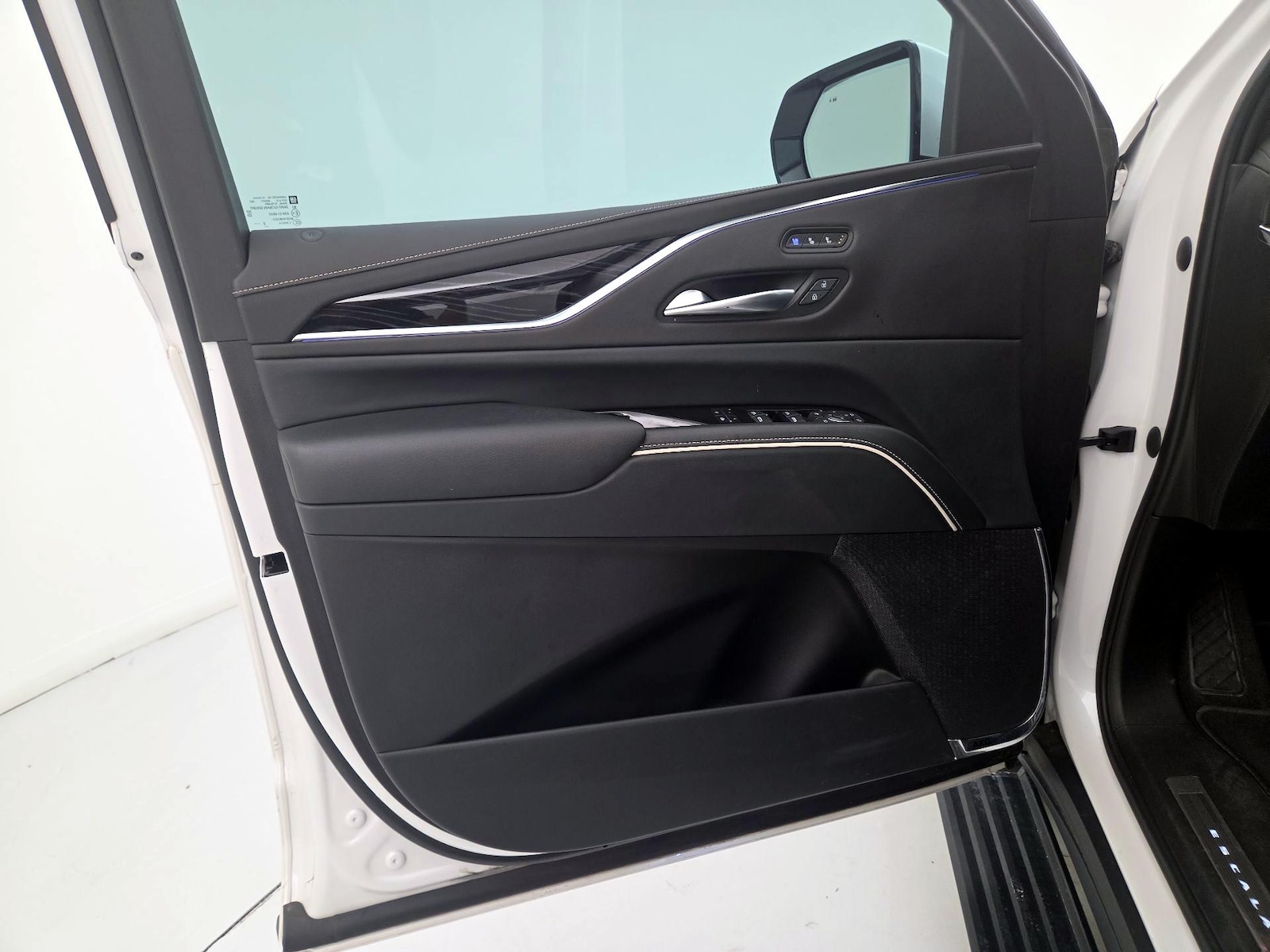 2023 Cadillac Escalade ESV Sport - Photo 13