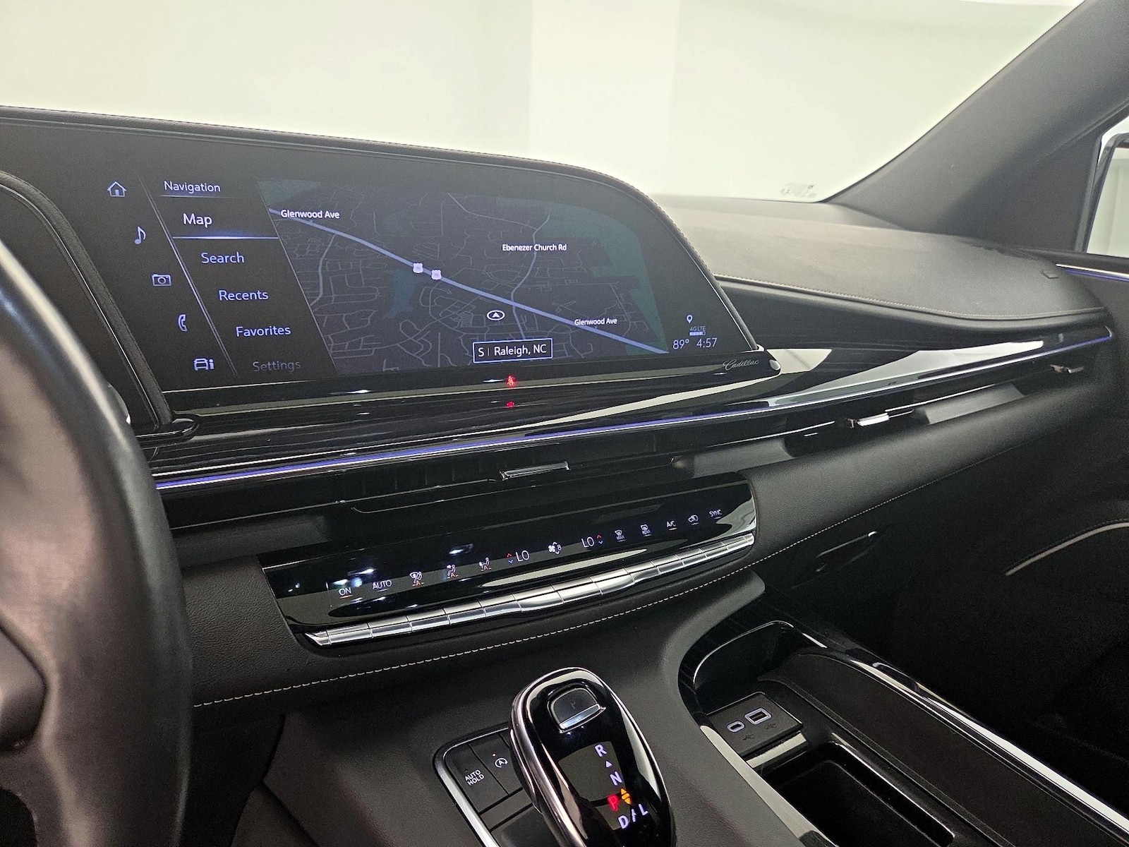 2023 Cadillac Escalade ESV Sport - Photo 15