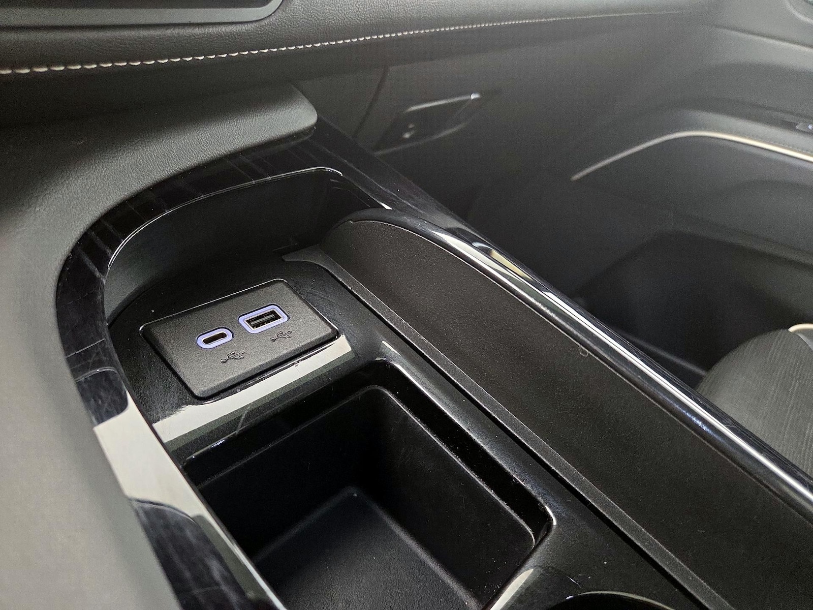 2023 Cadillac Escalade ESV Sport - Photo 20