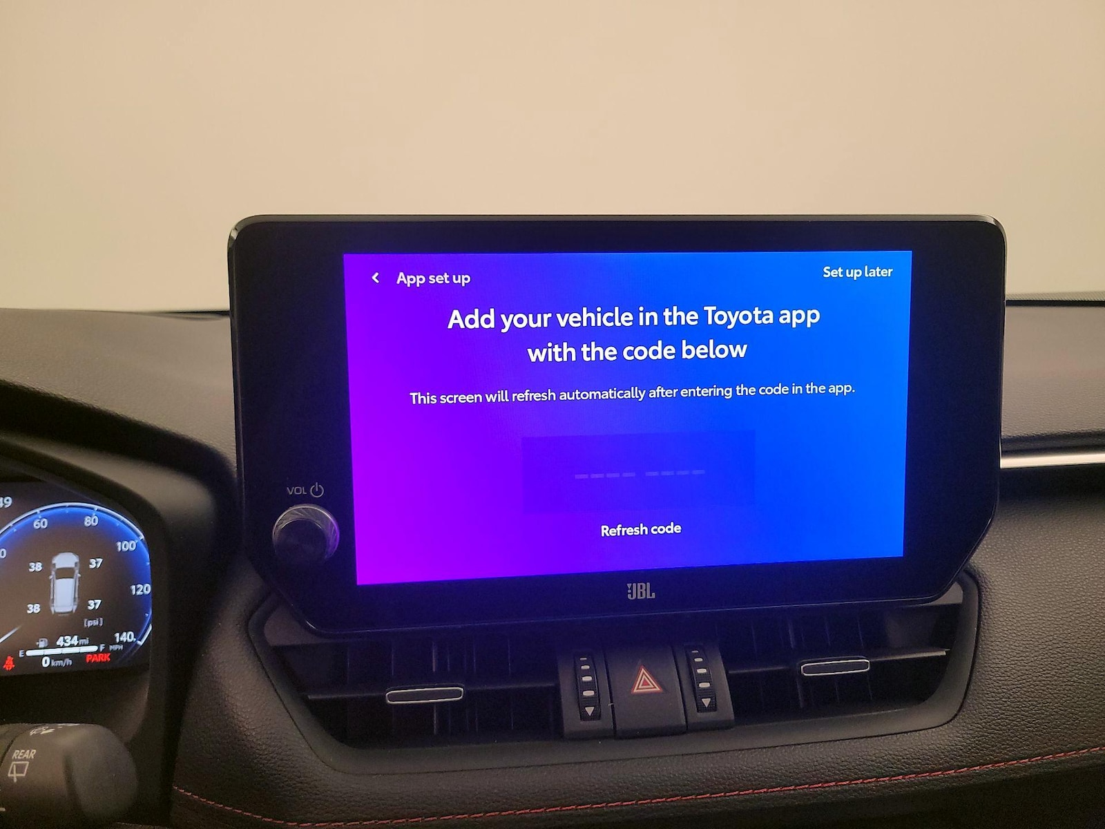 2025 Toyota RAV4 XSE - Photo 16