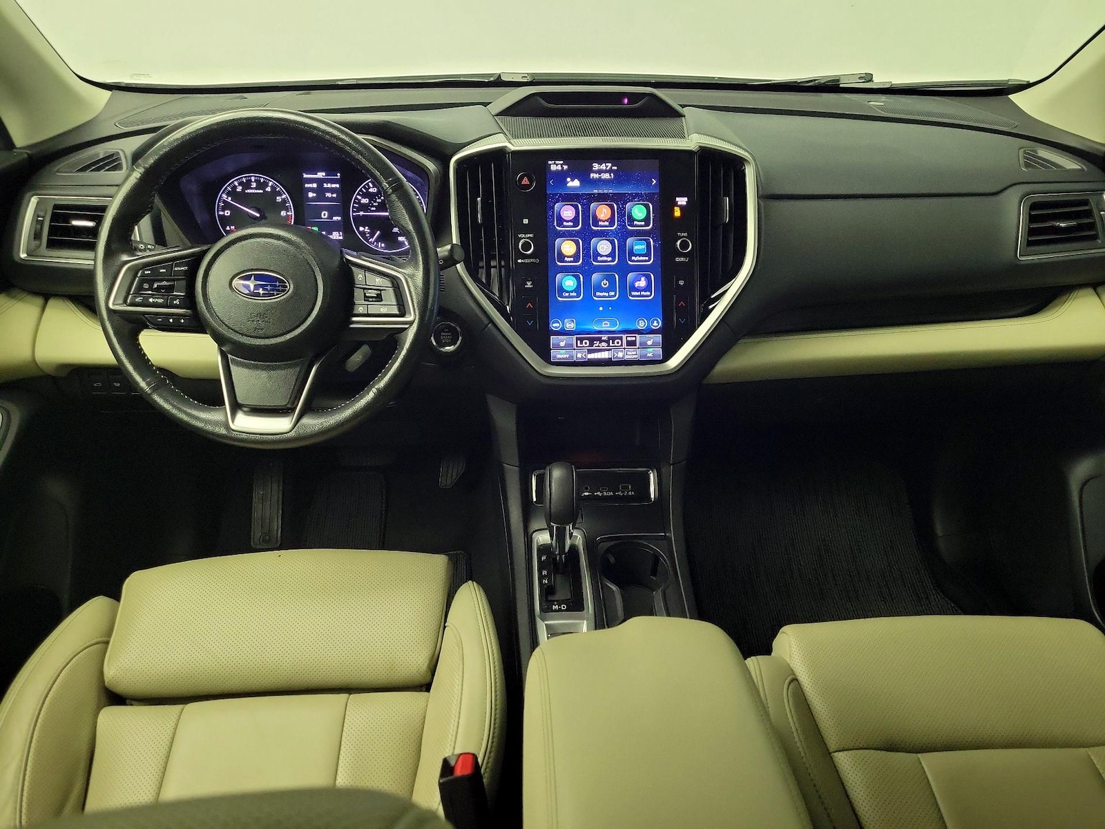 Apple CarPlay® & Android Auto™