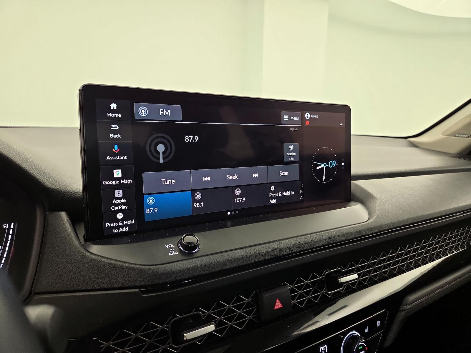 2025 Honda Accord Hybrid Touring - Photo 17