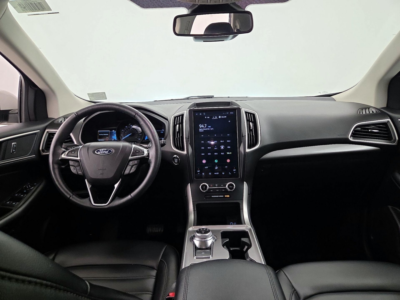 2024 Ford Edge SEL - Photo 10
