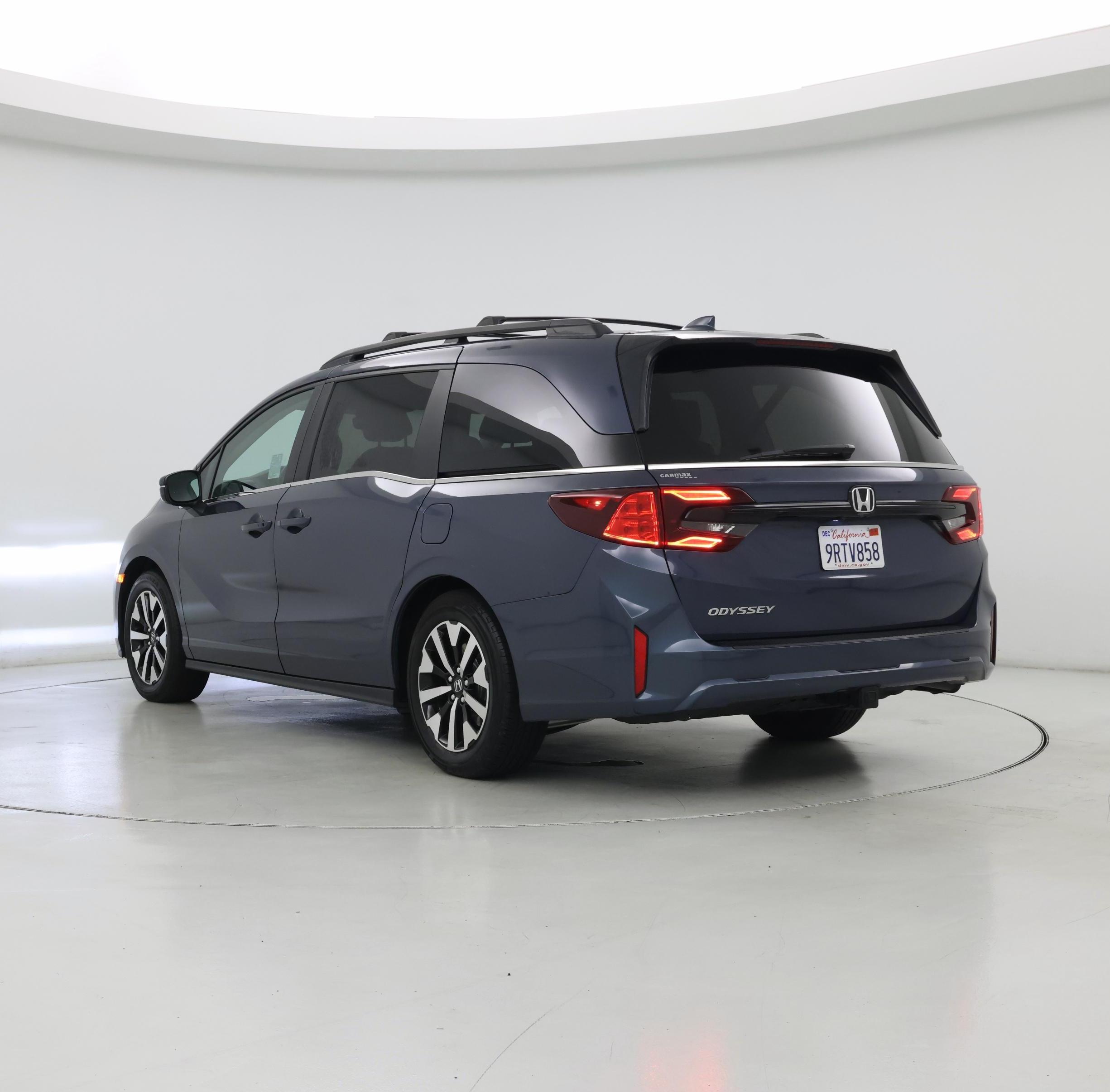 Thumbnail: 2025 Honda Odyssey - 2