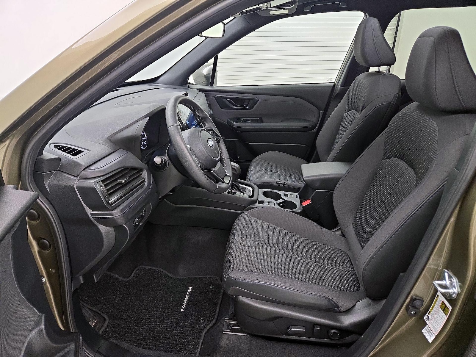 2025 Subaru Forester Premium - Photo 12