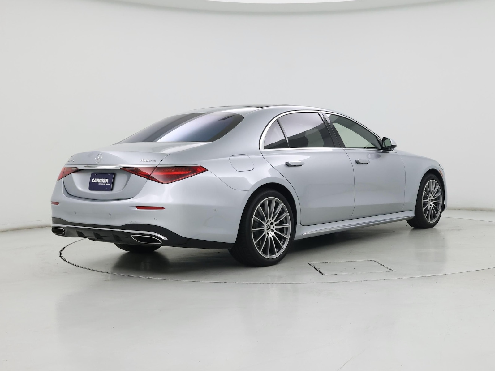2025 Mercedes-Benz S-Class S 580e - Photo 9