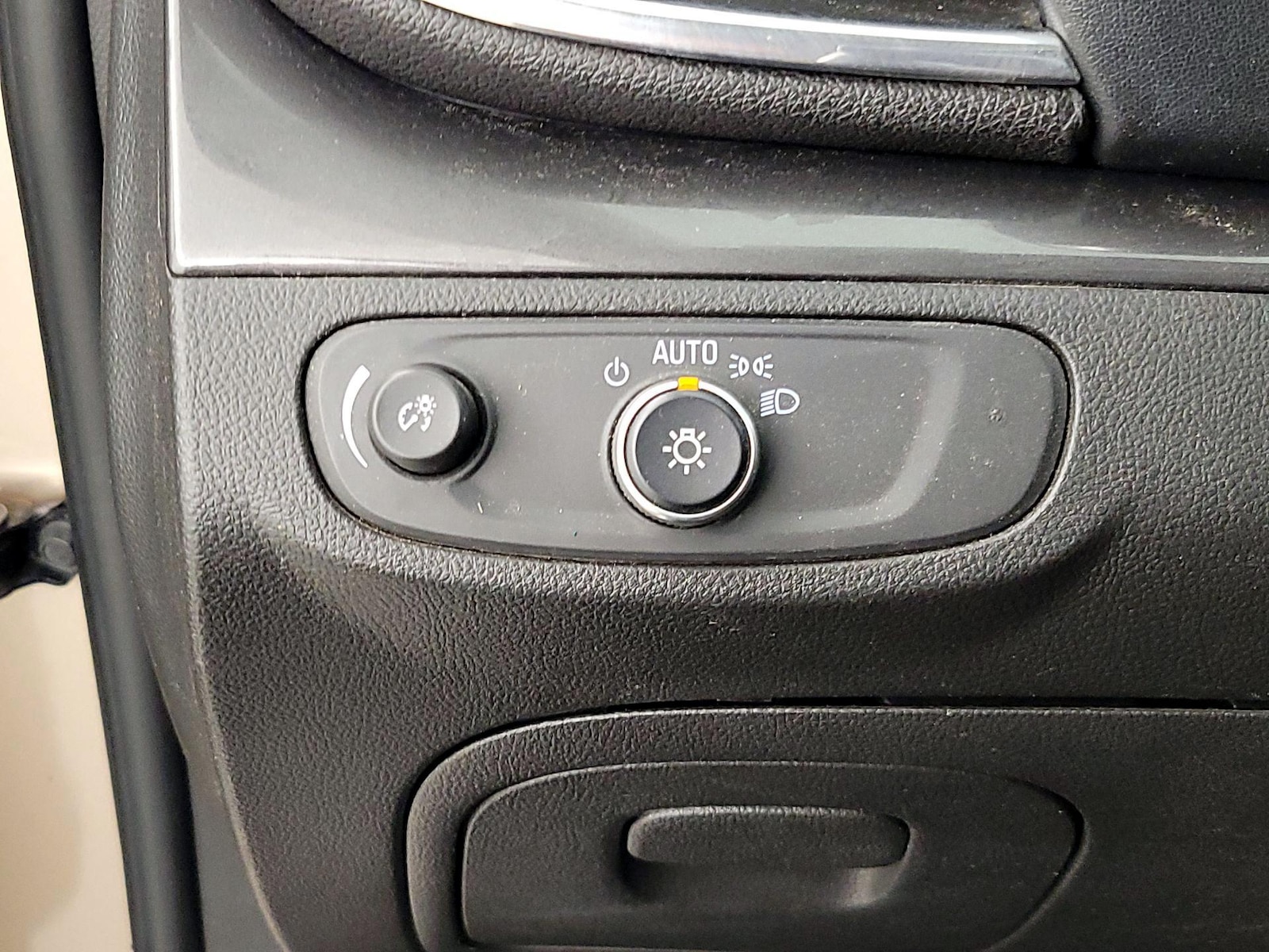 2018 Buick Encore Preferred - Photo 14