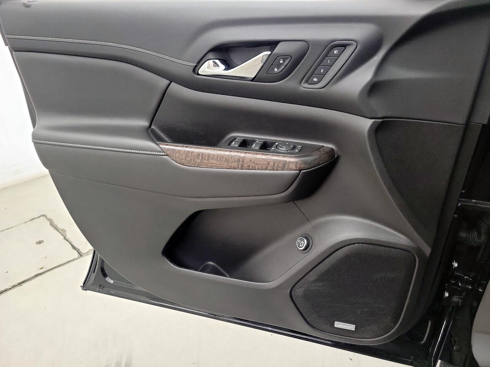 2023 GMC Acadia Denali - Photo 13