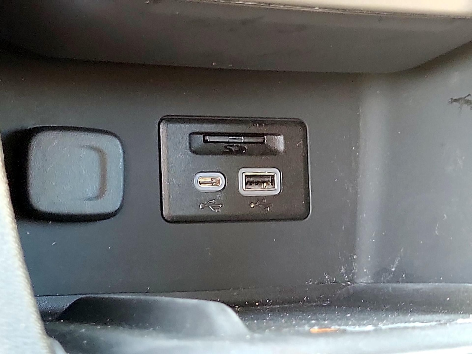 2023 GMC Acadia Denali - Photo 20