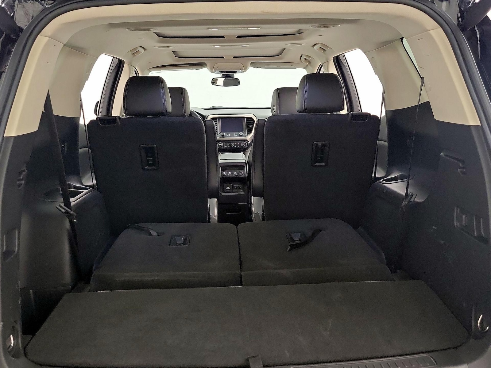 2023 GMC Acadia Denali - Photo 25