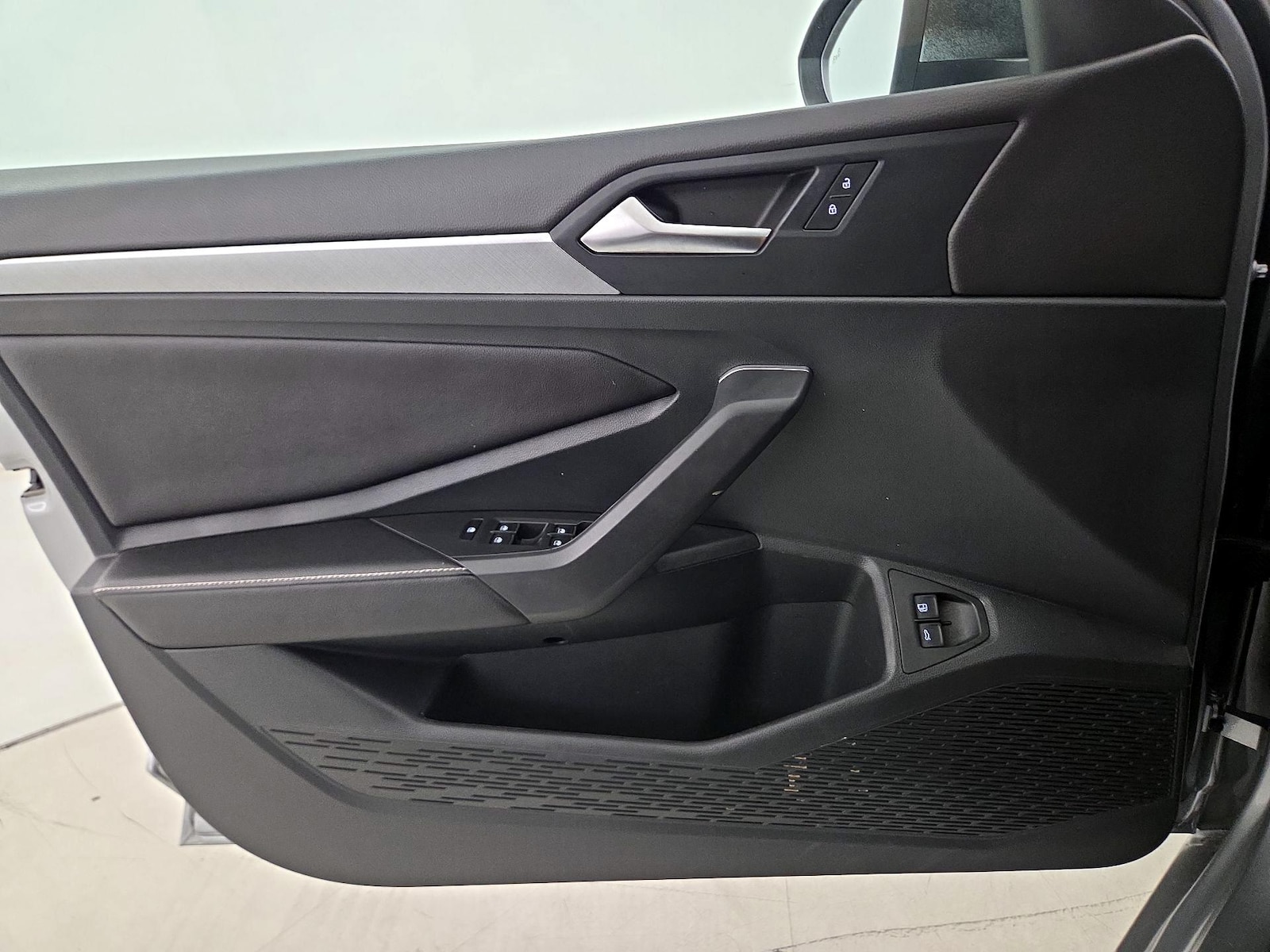 2023 Volkswagen Jetta SE - Photo 13