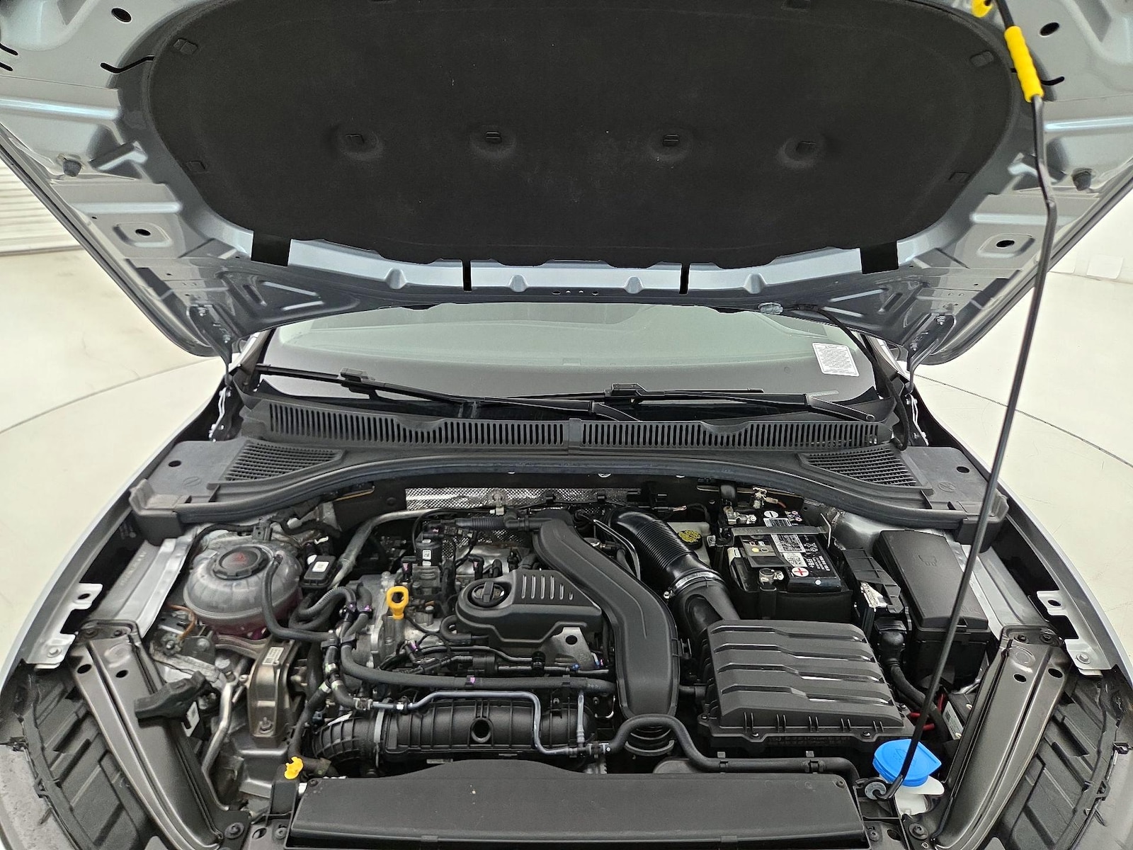 2023 Volkswagen Jetta SE - Photo 23
