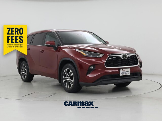 Red (Burgundy) 2022 Toyota Highlander SUV / Crossover All-Wheel Drive Automatic