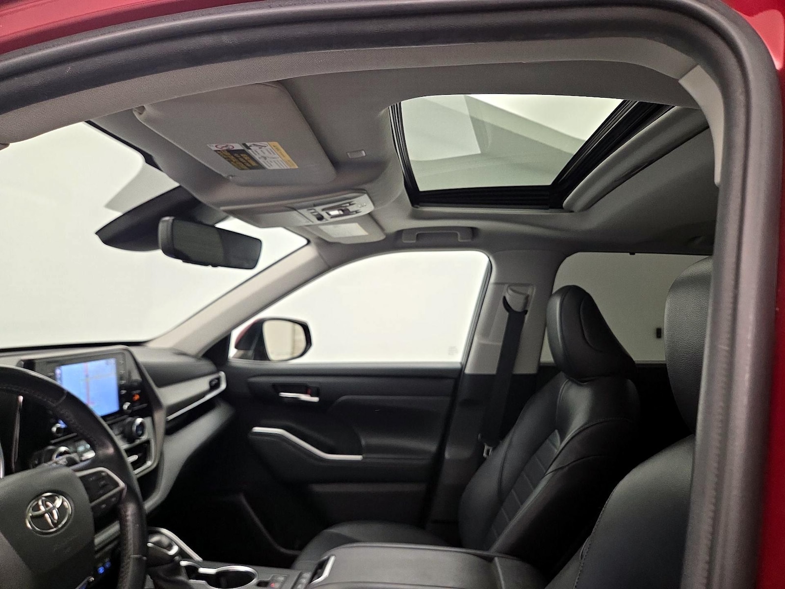 Sunroof(s) & Overhead Airbags