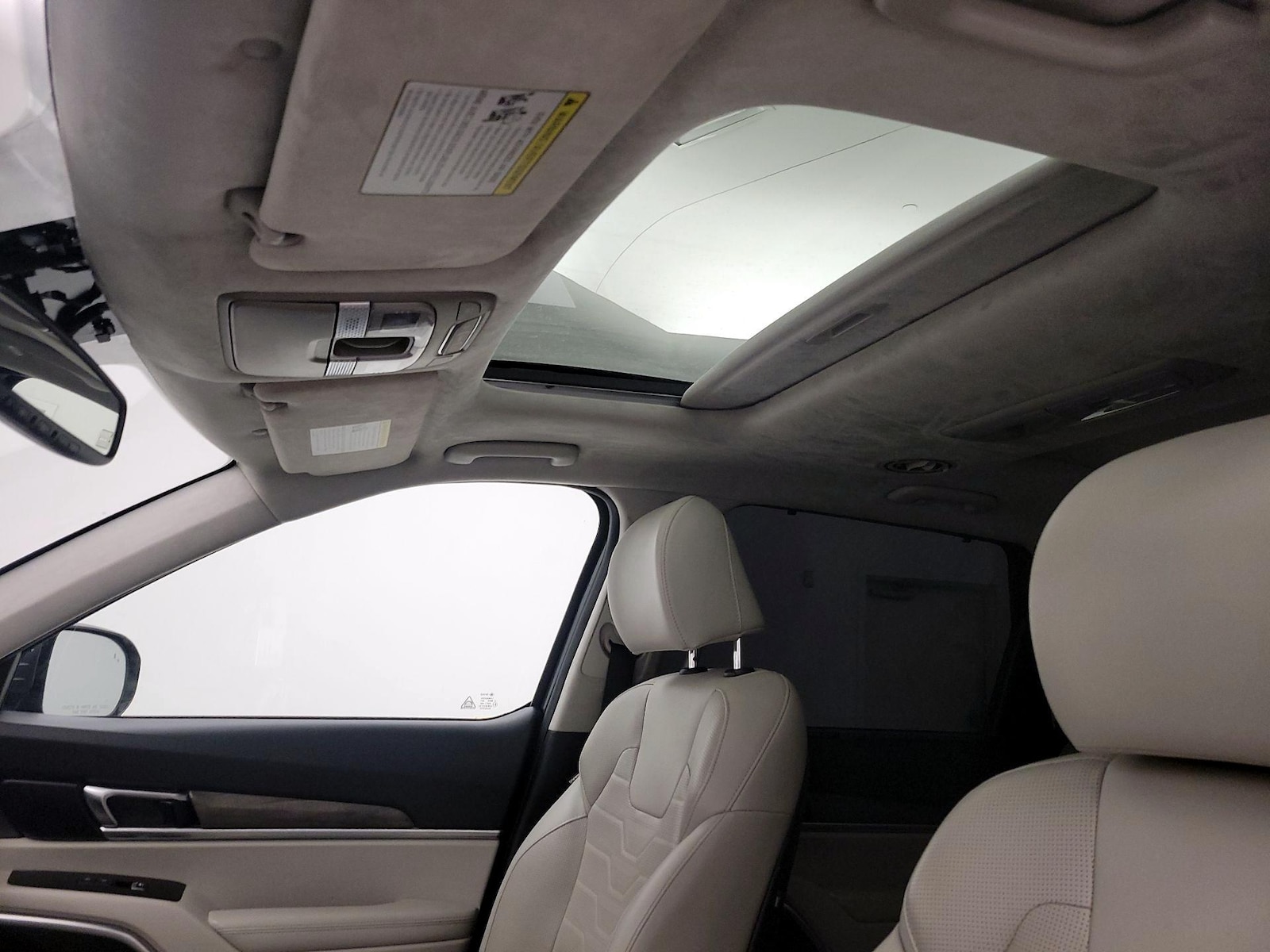 Sunroof(s) & Skylight(s)