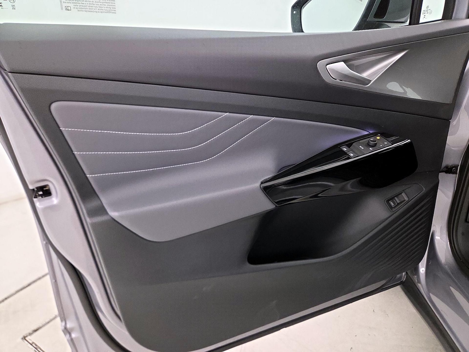 2023 Volkswagen ID.4 S - Photo 13