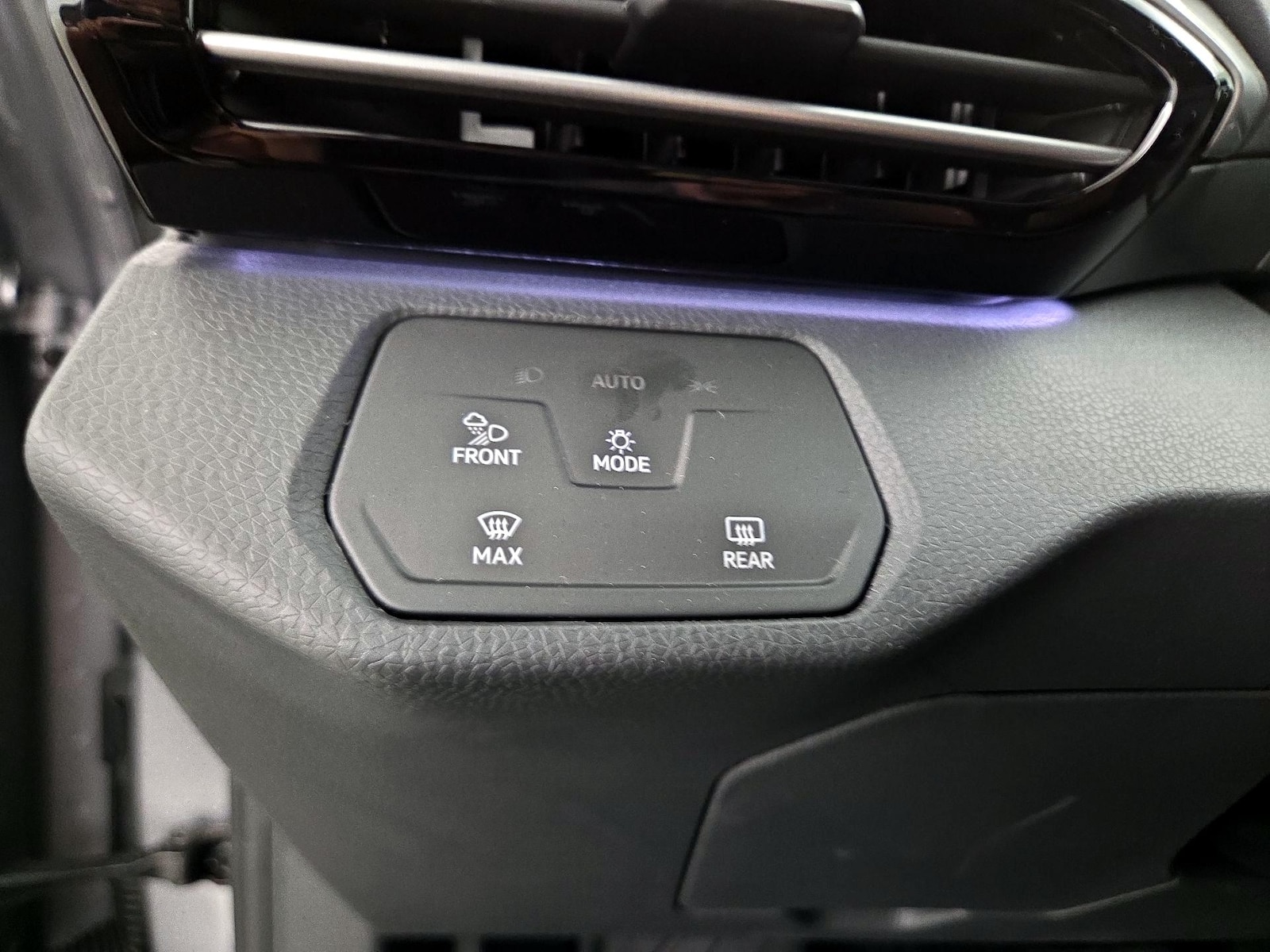 2023 Volkswagen ID.4 S - Photo 14