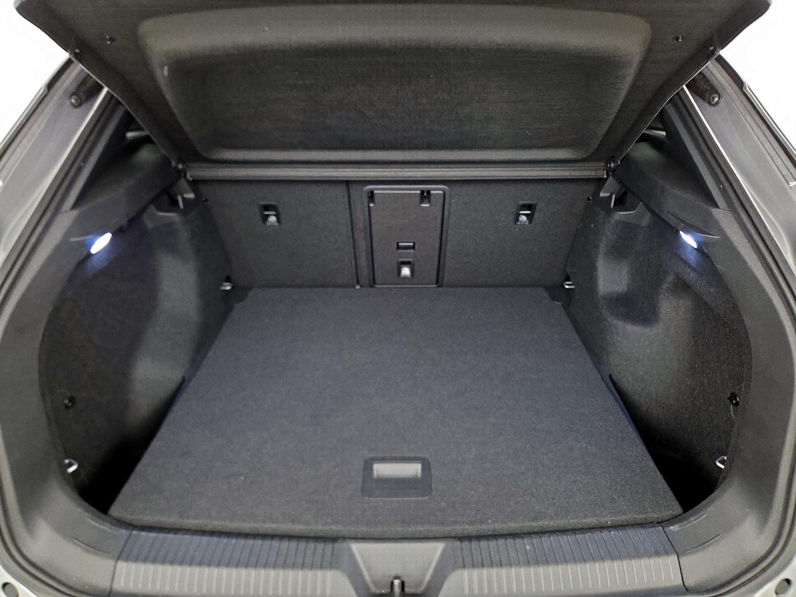 2023 Volkswagen ID.4 S - Photo 23