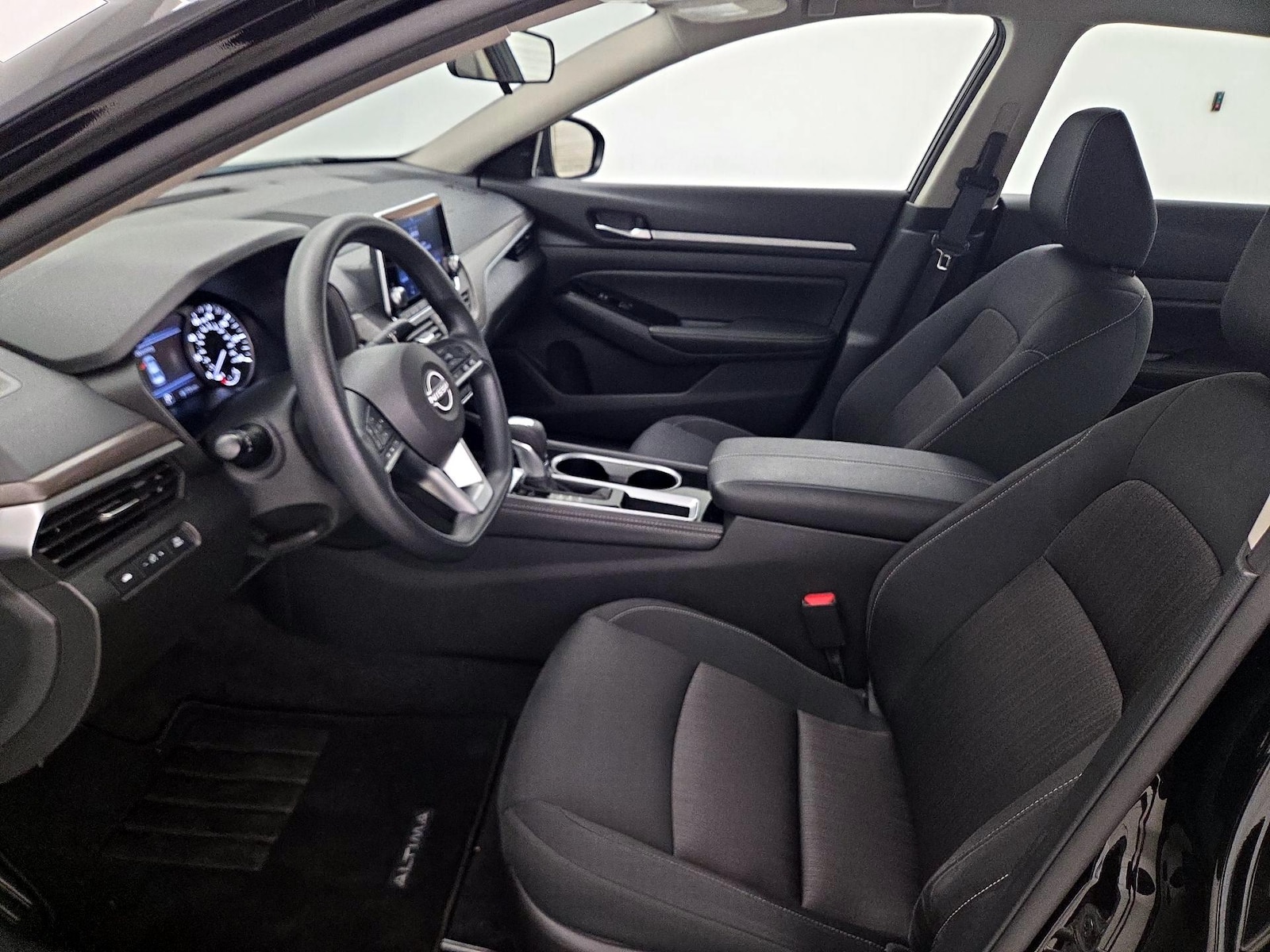 Power Seat(s) & Side Airbags