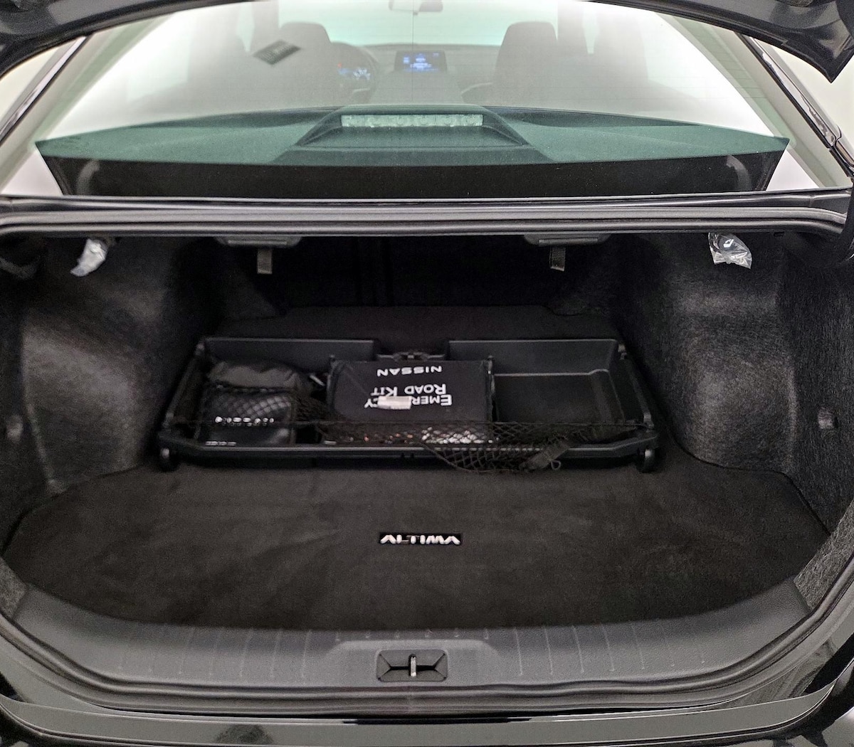 Trunk/Cargo (Seats Up)