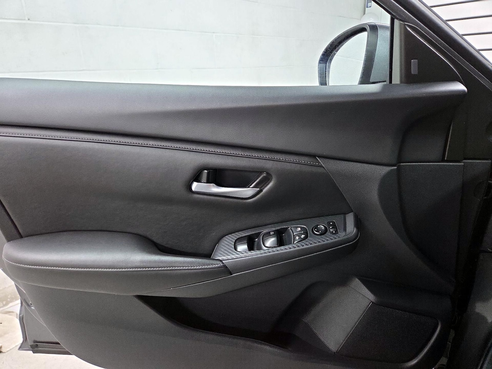 2025 Nissan Sentra SV - Photo 13