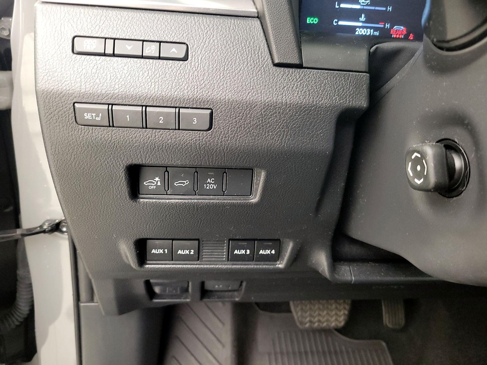 2025 Lexus GX Overtrail+ - Photo 14
