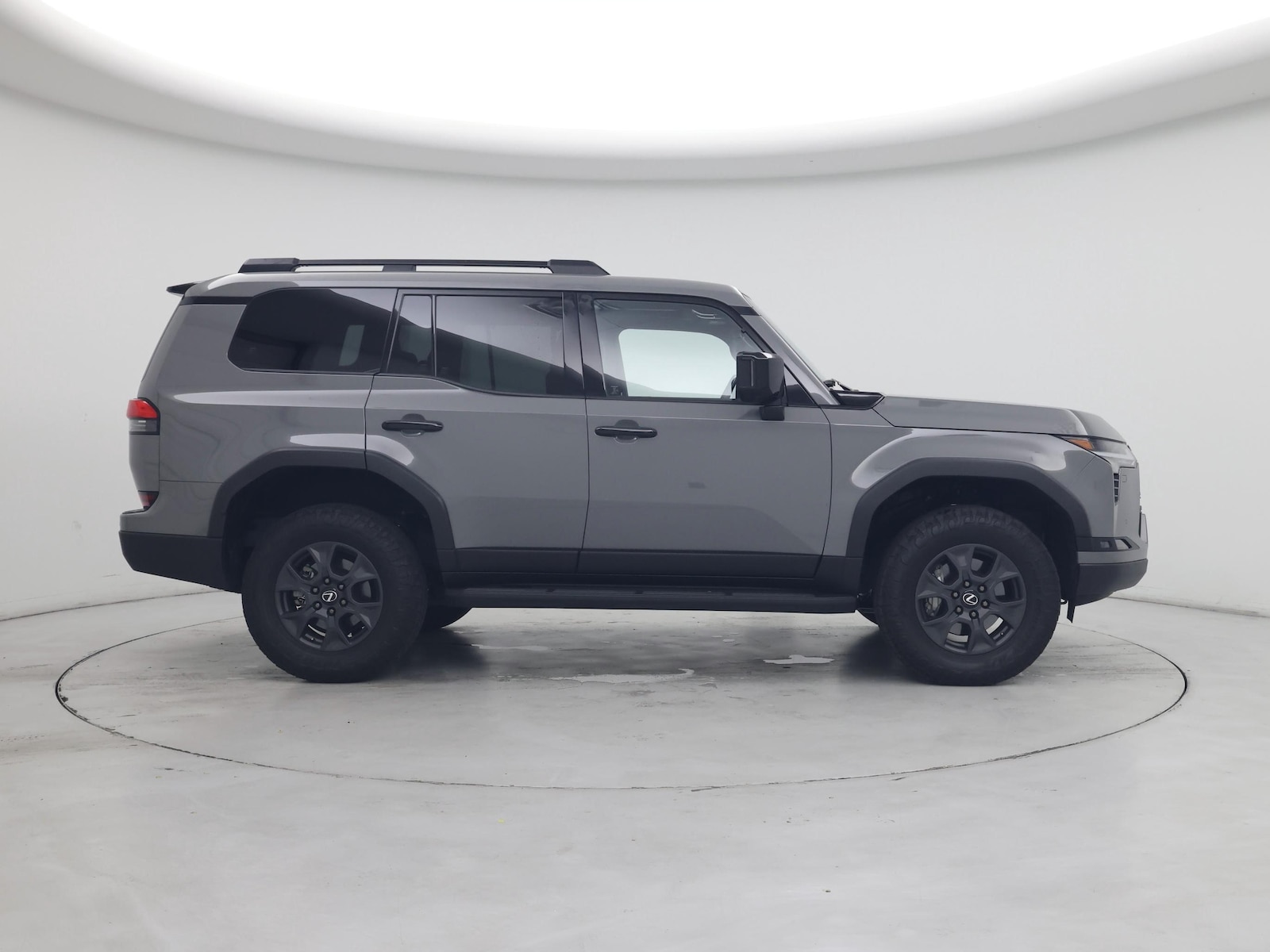 2025 Lexus GX Overtrail+ - Photo 8