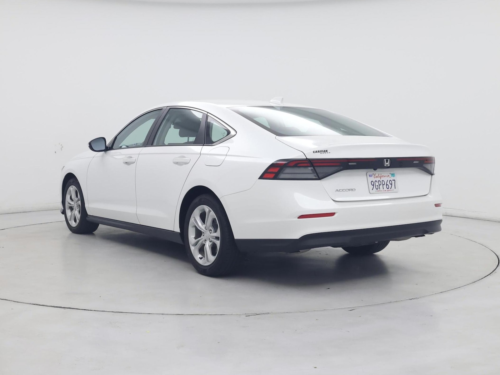2023 Honda Accord LX - Photo 3