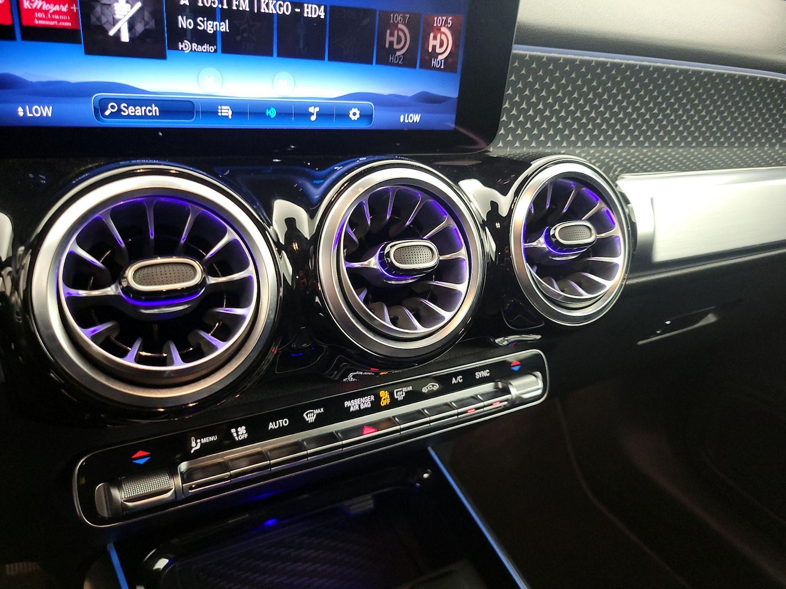 2025 Mercedes-Benz GLB Base - Photo 17
