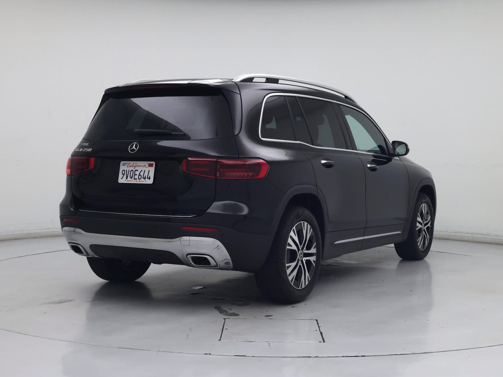 2025 Mercedes-Benz GLB Base - Photo 9