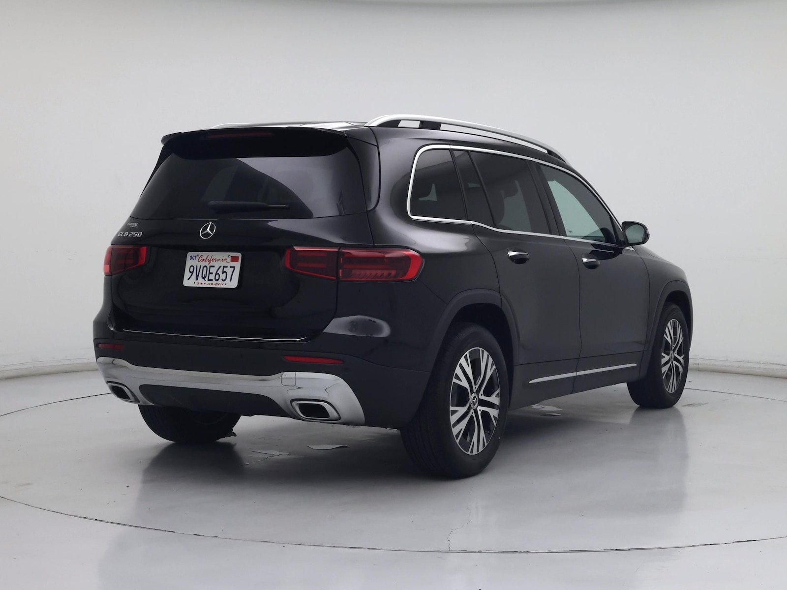 2025 Mercedes-Benz GLB Base - Photo 9
