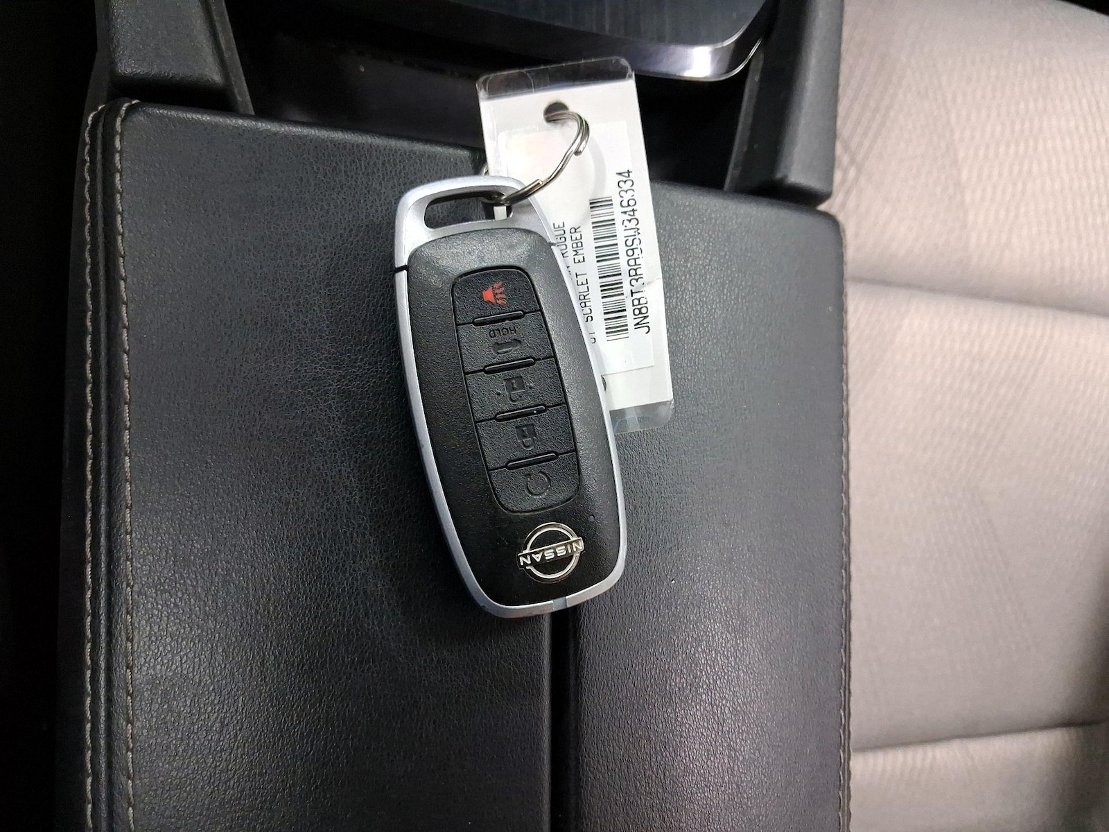 2025 Nissan Rogue SV - Photo 23