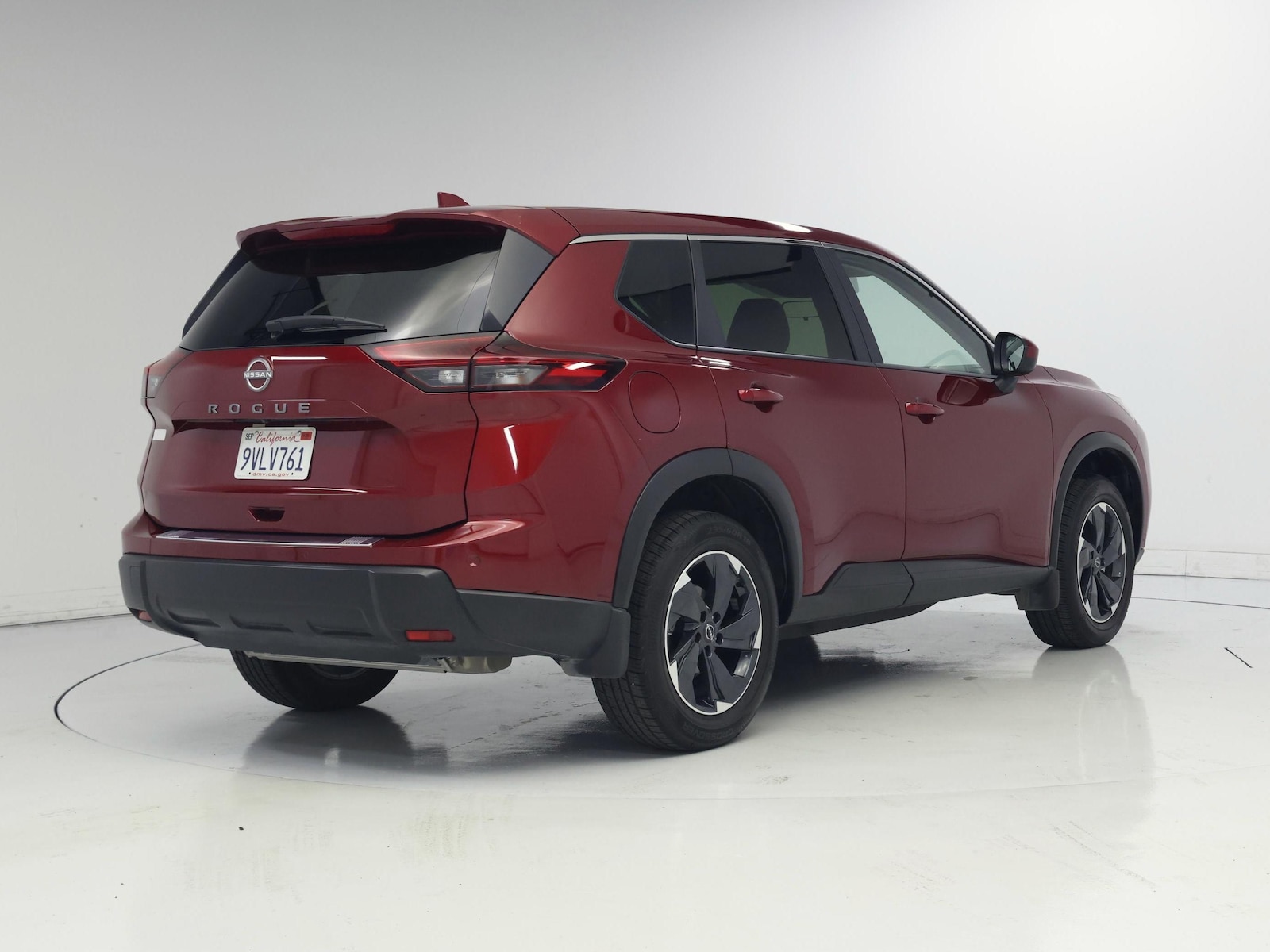 2025 Nissan Rogue SV - Photo 9