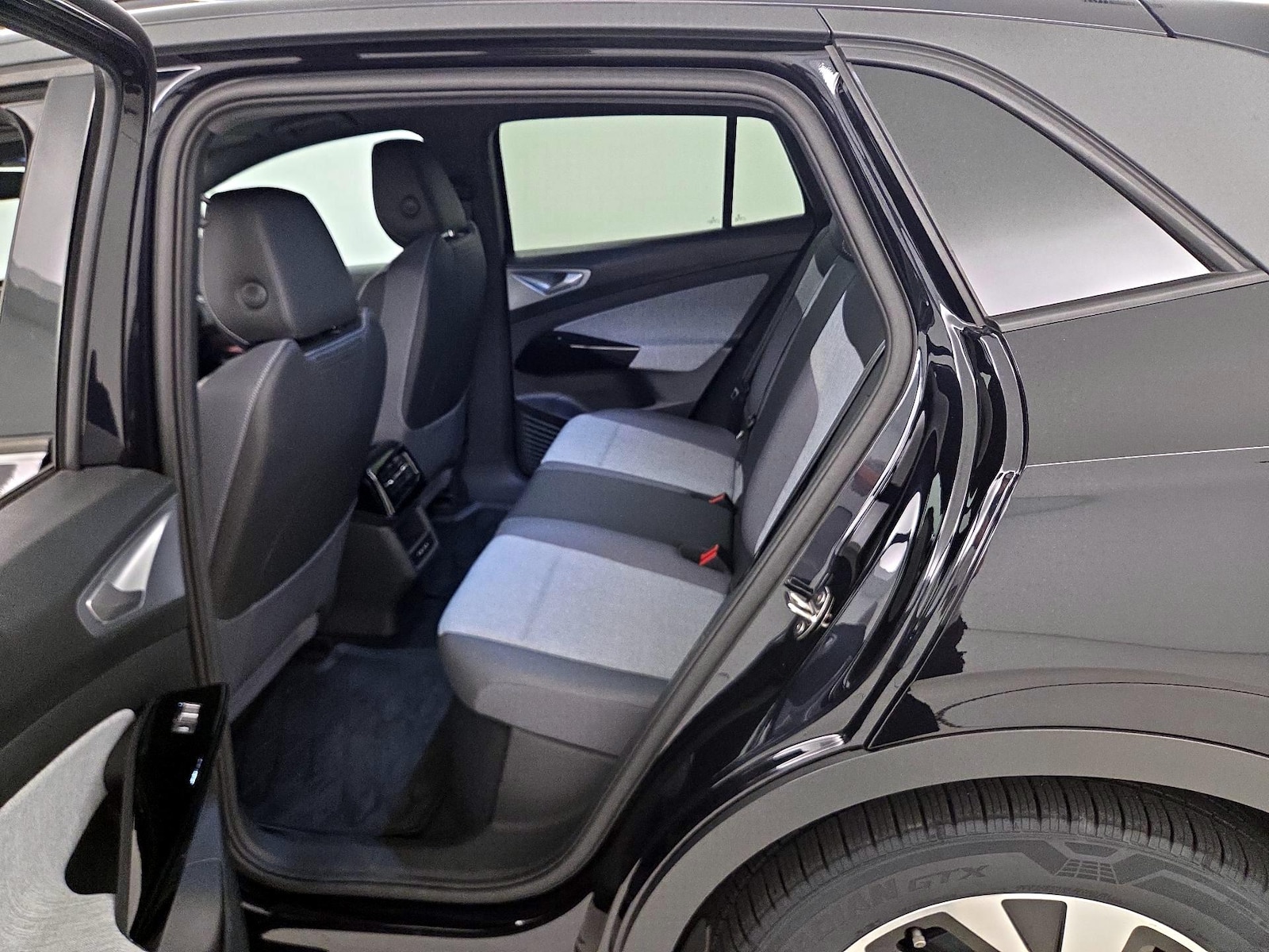 2023 Volkswagen ID.4 PRO - Photo 19