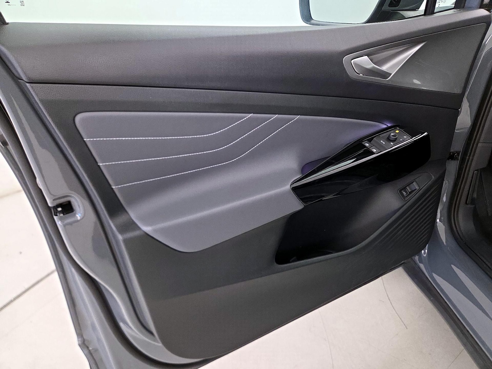 2023 Volkswagen ID.4 S - Photo 13