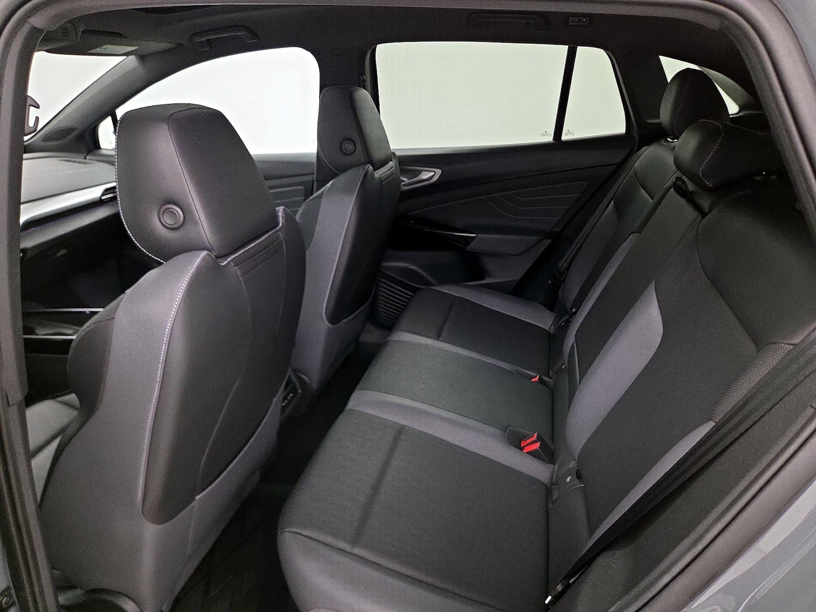 2023 Volkswagen ID.4 S - Photo 22